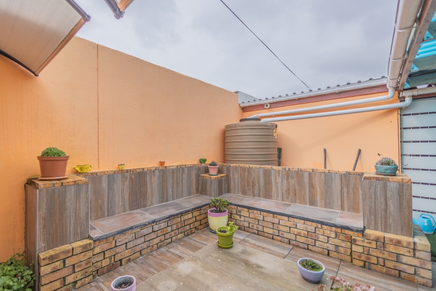 3 Bedroom Property for Sale in Kleinvlei Western Cape